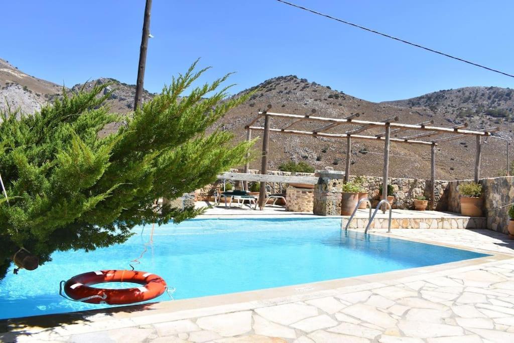 Traditional Villa With Pool In Sfakia Imbros Eksteriør bilde