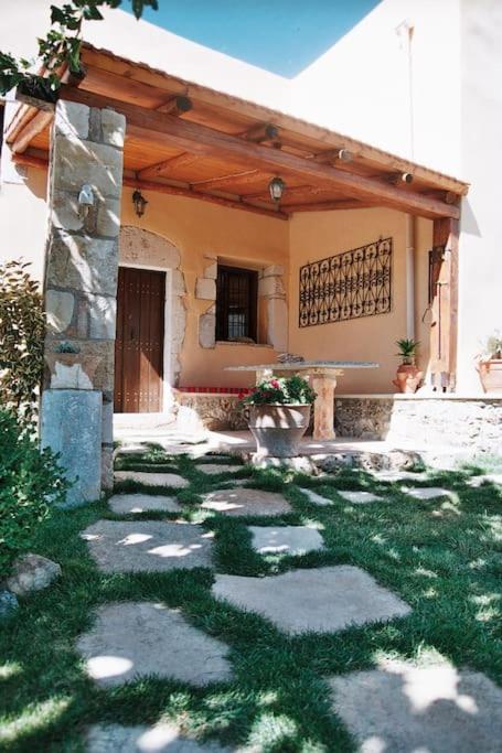 Traditional Villa With Pool In Sfakia Imbros Eksteriør bilde