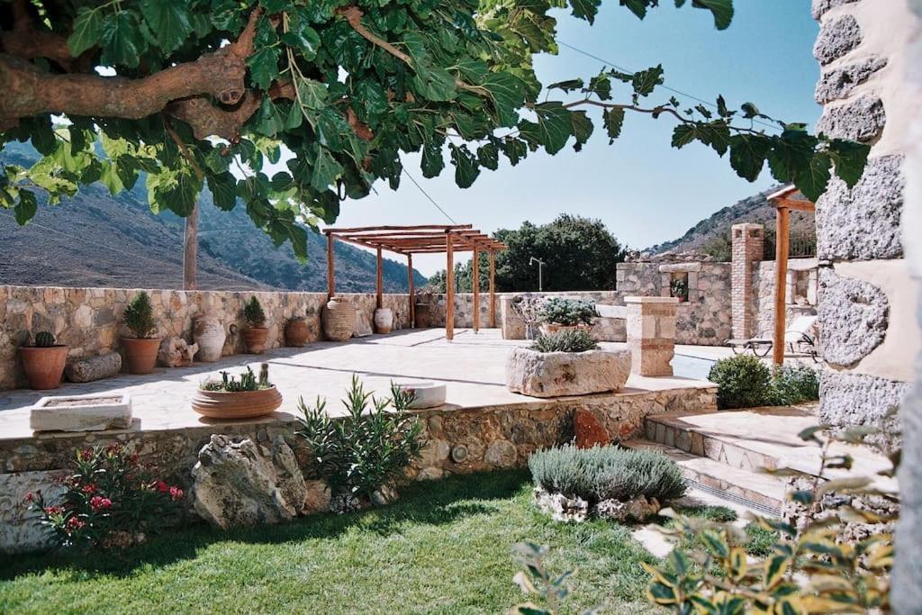 Traditional Villa With Pool In Sfakia Imbros Eksteriør bilde